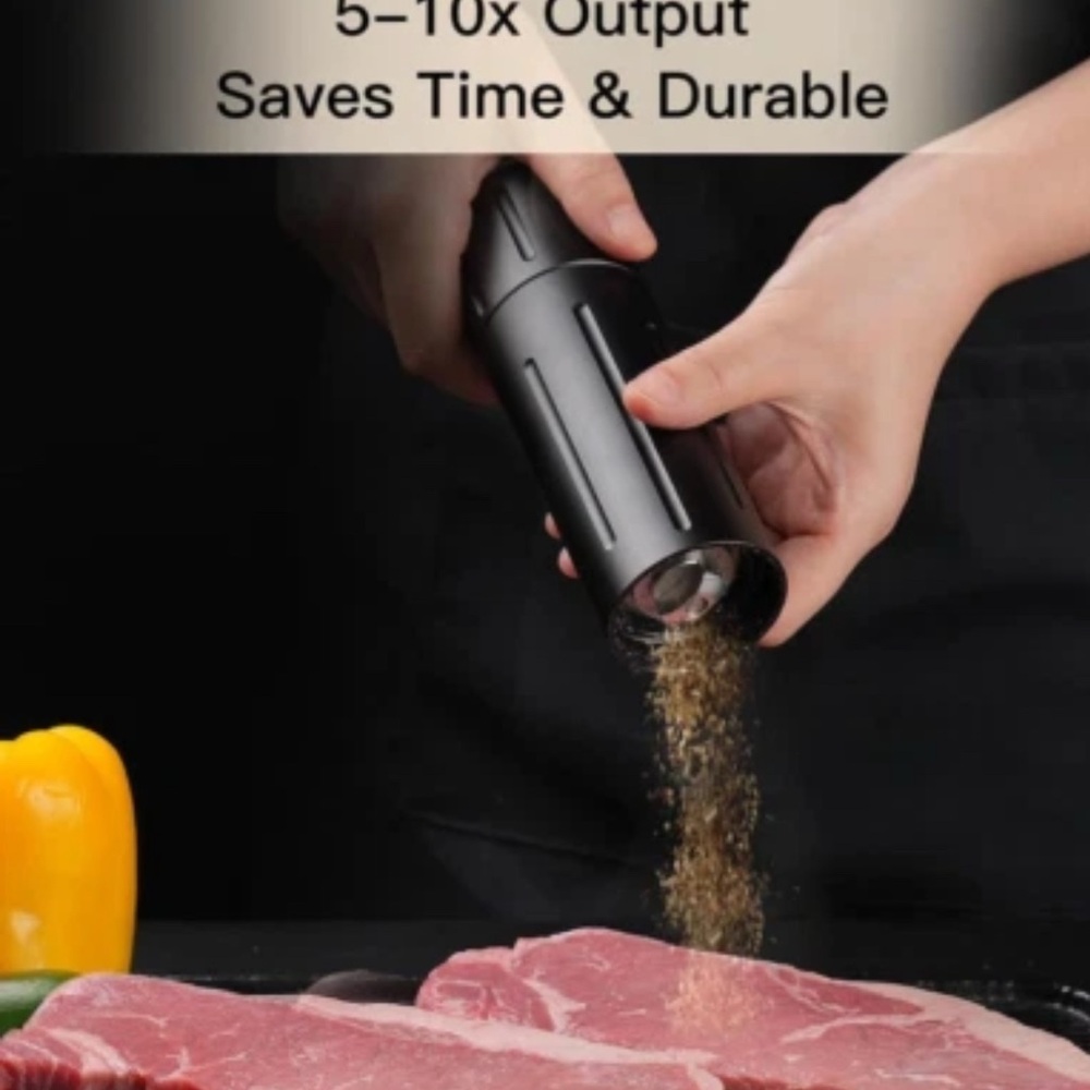 Black Pepper Grinder